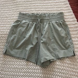 Abercrombie and Fitch Traveler Shorts